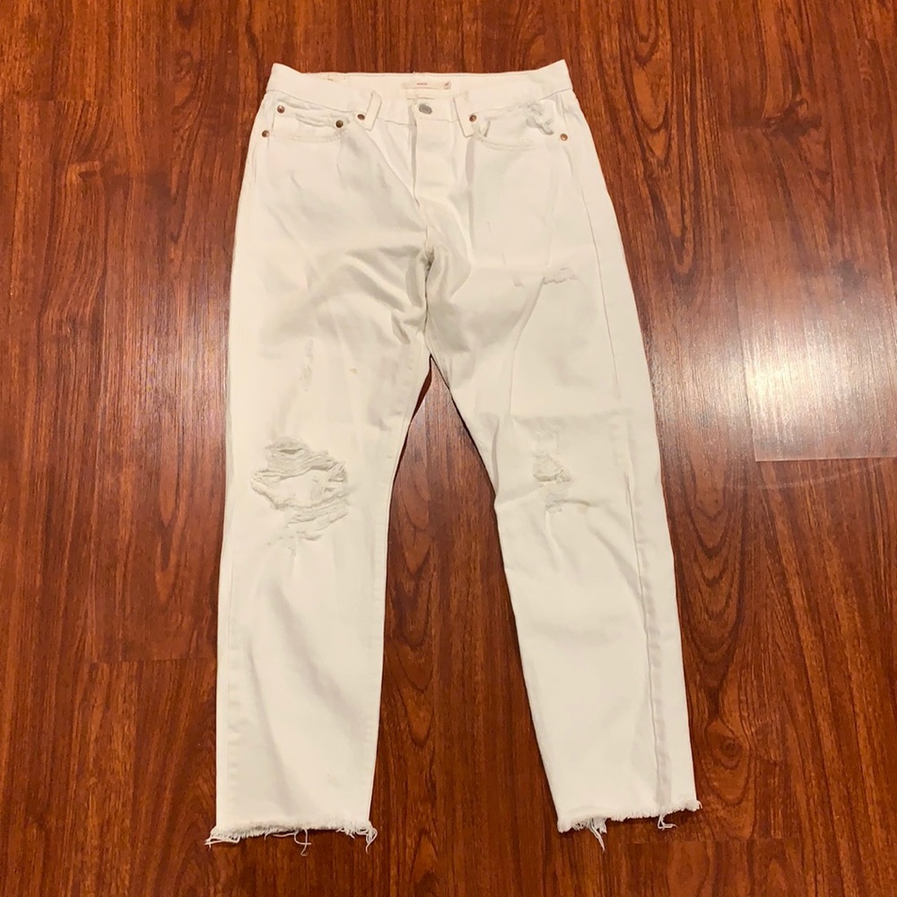 Women’s Levi’s cute jeans